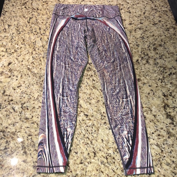 Lululemon Wunder Under Hi-rise tight. - Picture 9 of 9